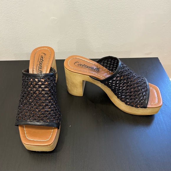 L’intervalle Sandals - Heels - Picture 2 of 3